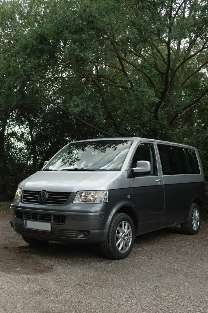 Volkswagen T5 Multivan Startline 2,5 TDI 4motion D-PF - 1