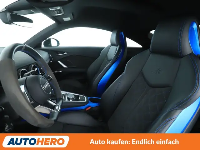 Audi TT view 10