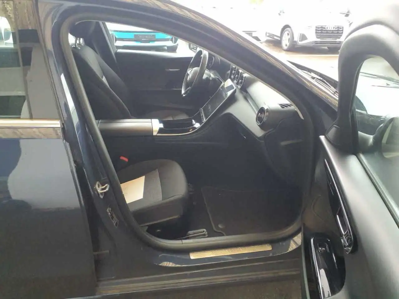 2023 Mercedes-Benz C 200 d AHK*Kamera*LED*Navi+**DAB*SPUR*Display30, photograph 6