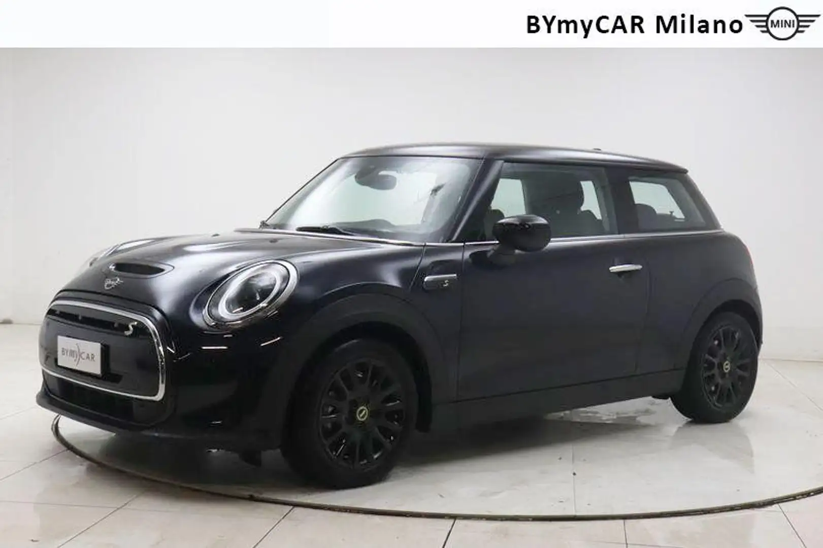 MINI Cooper SE 3p  Yours auto Schwarz - 1