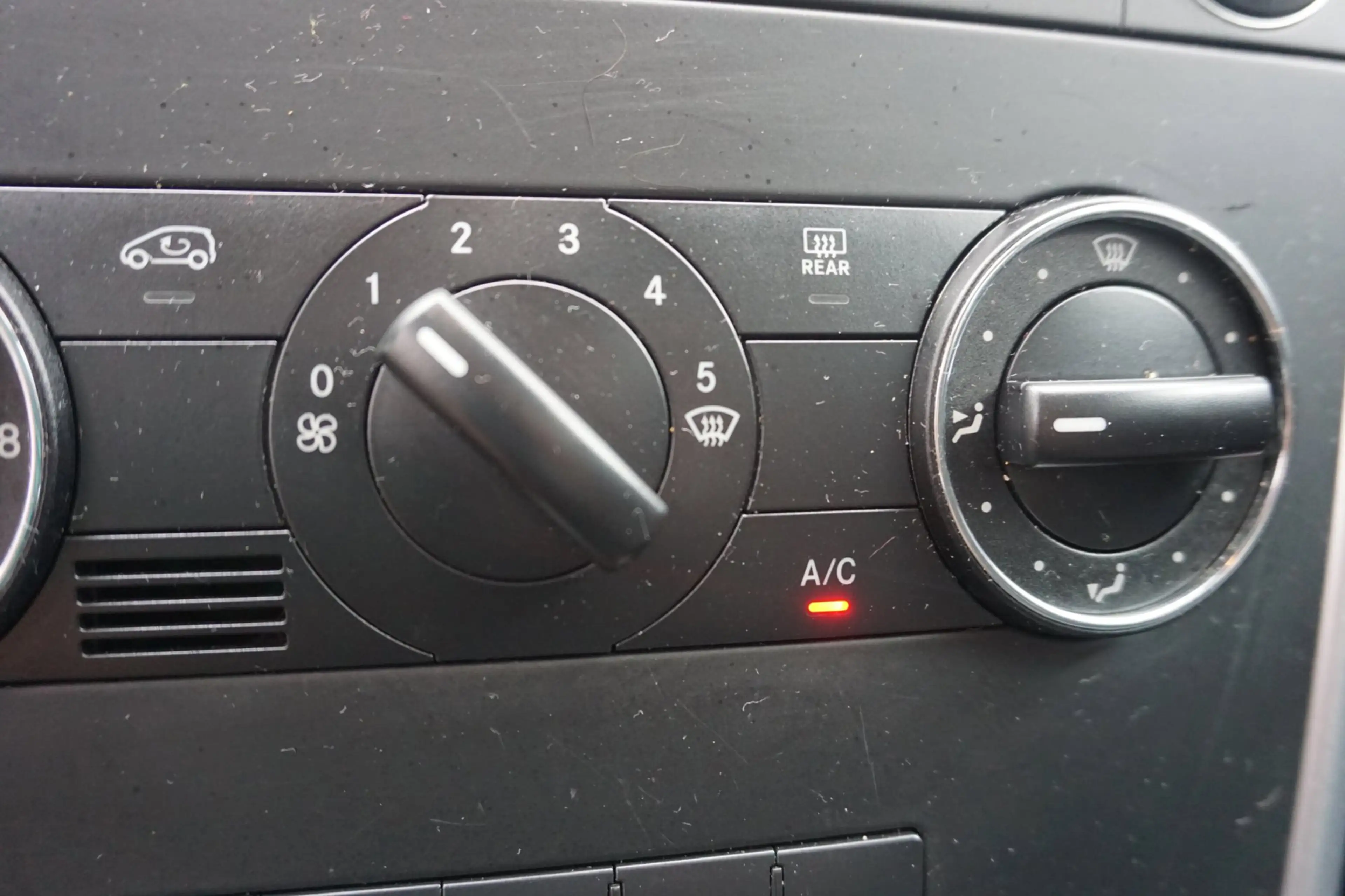 Mercedes-Benz B 160 BlueEFFICIENCY Business Class — photo 11