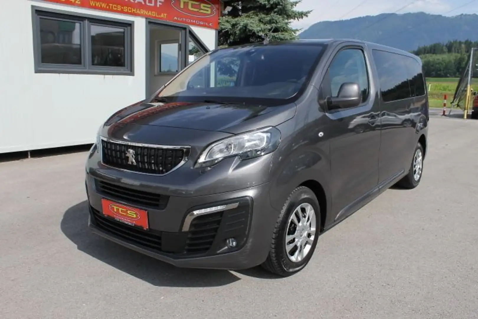 Peugeot Traveller Active L2 BlueHDI 150 S&S Grau - 1