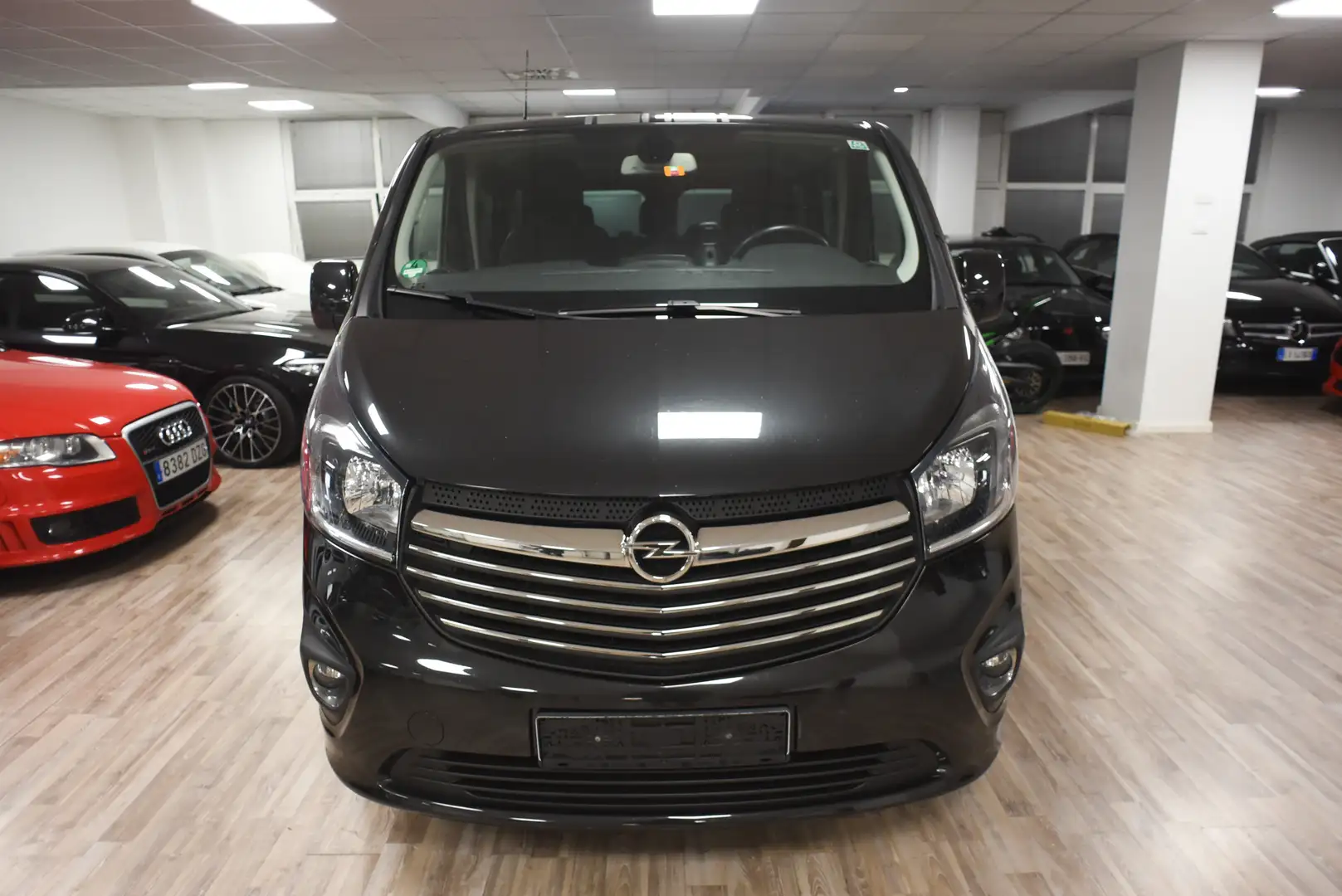 Opel Vivaro Sport IVA INCL. Noir - 2