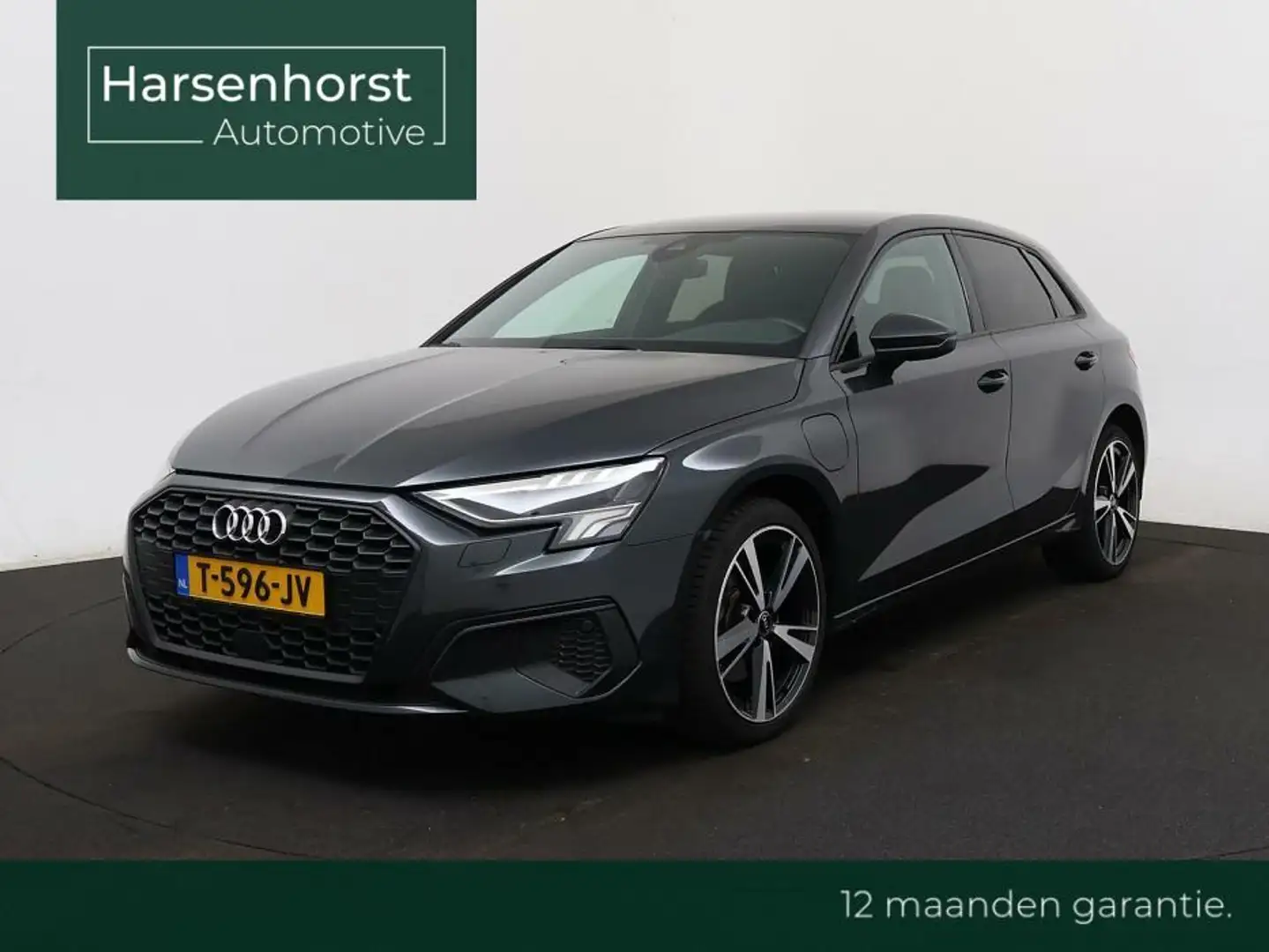 Audi A3 Sportback 40 TFSI e Edition | LED | Stoelverwarmin Grijs - 1
