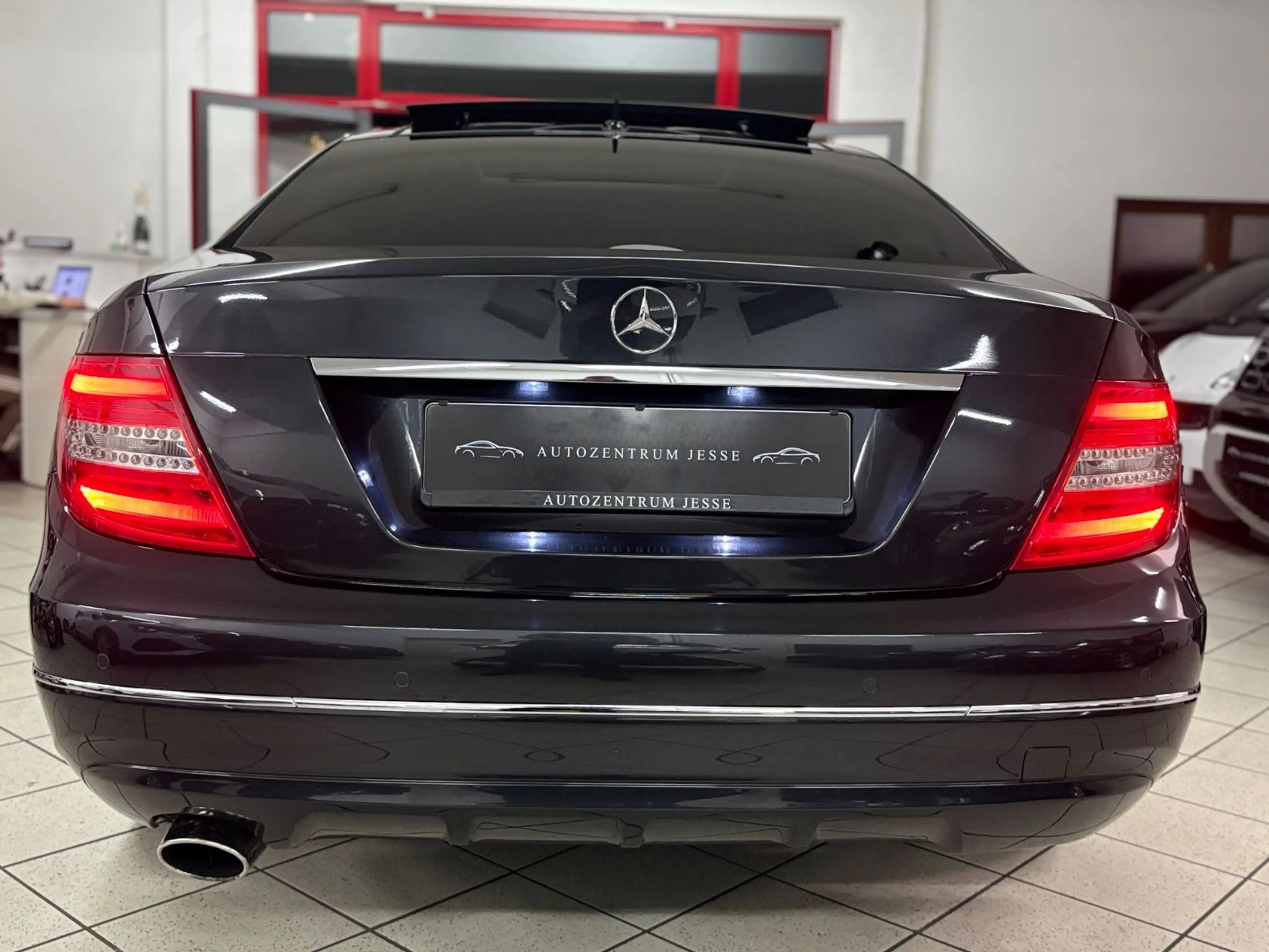 Mercedes-Benz C 250 Coupe CGI BlueEfficiency|Service Neu|Pano — photo 7