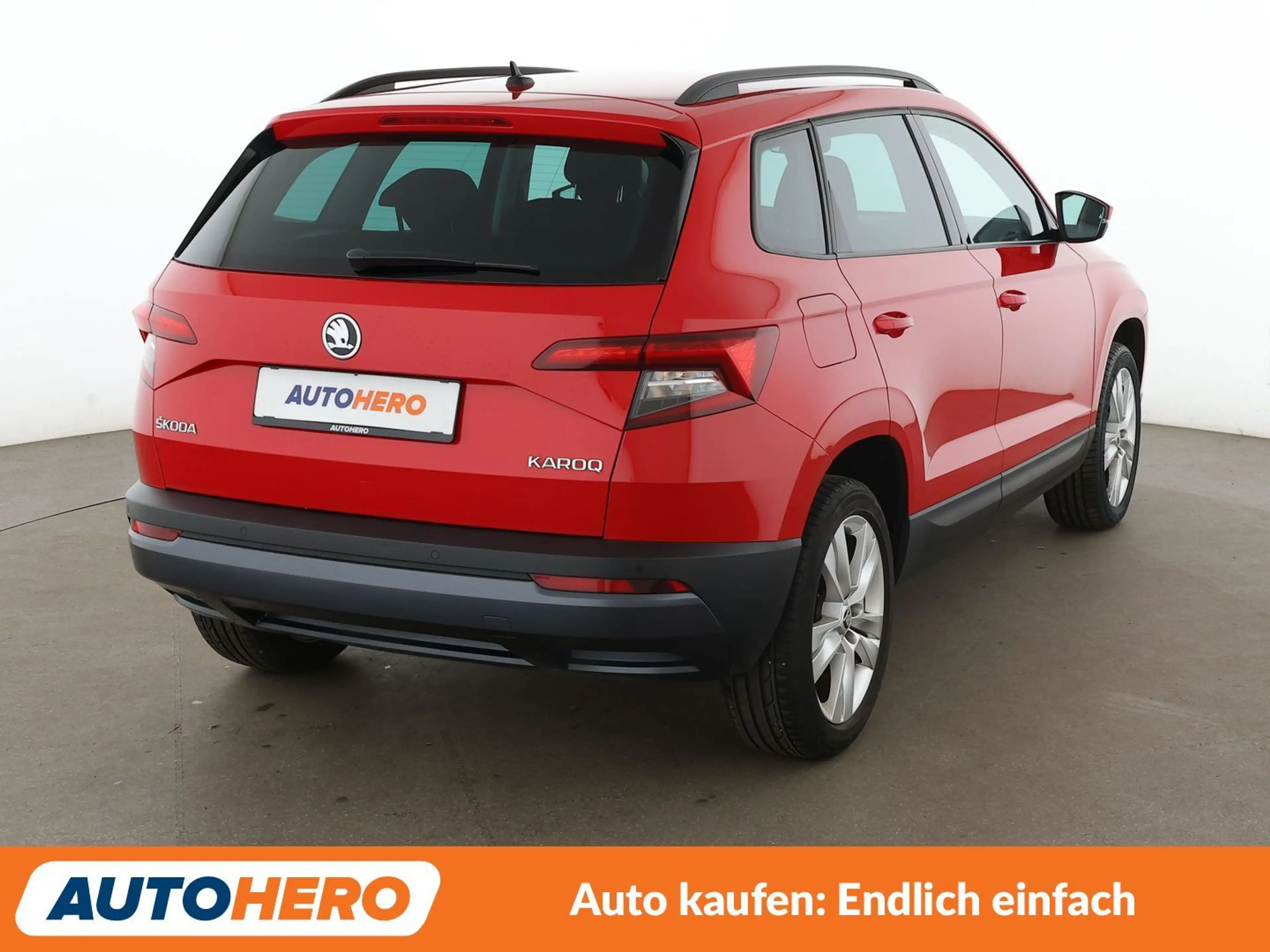 Skoda Karoq 1.5 TSI ACT Style Aut.*NAVI*TEMPO*PDC* — photo 6