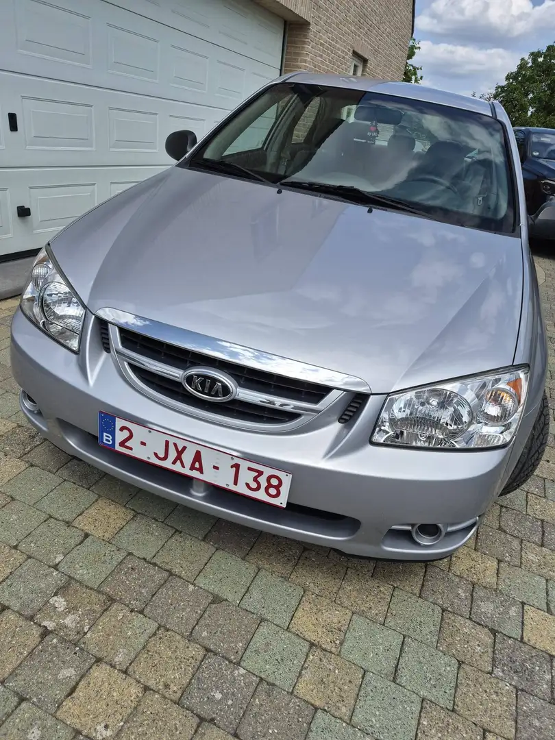 Kia Cerato Cerato 1.5 Turbo CRDi LX Grau - 2