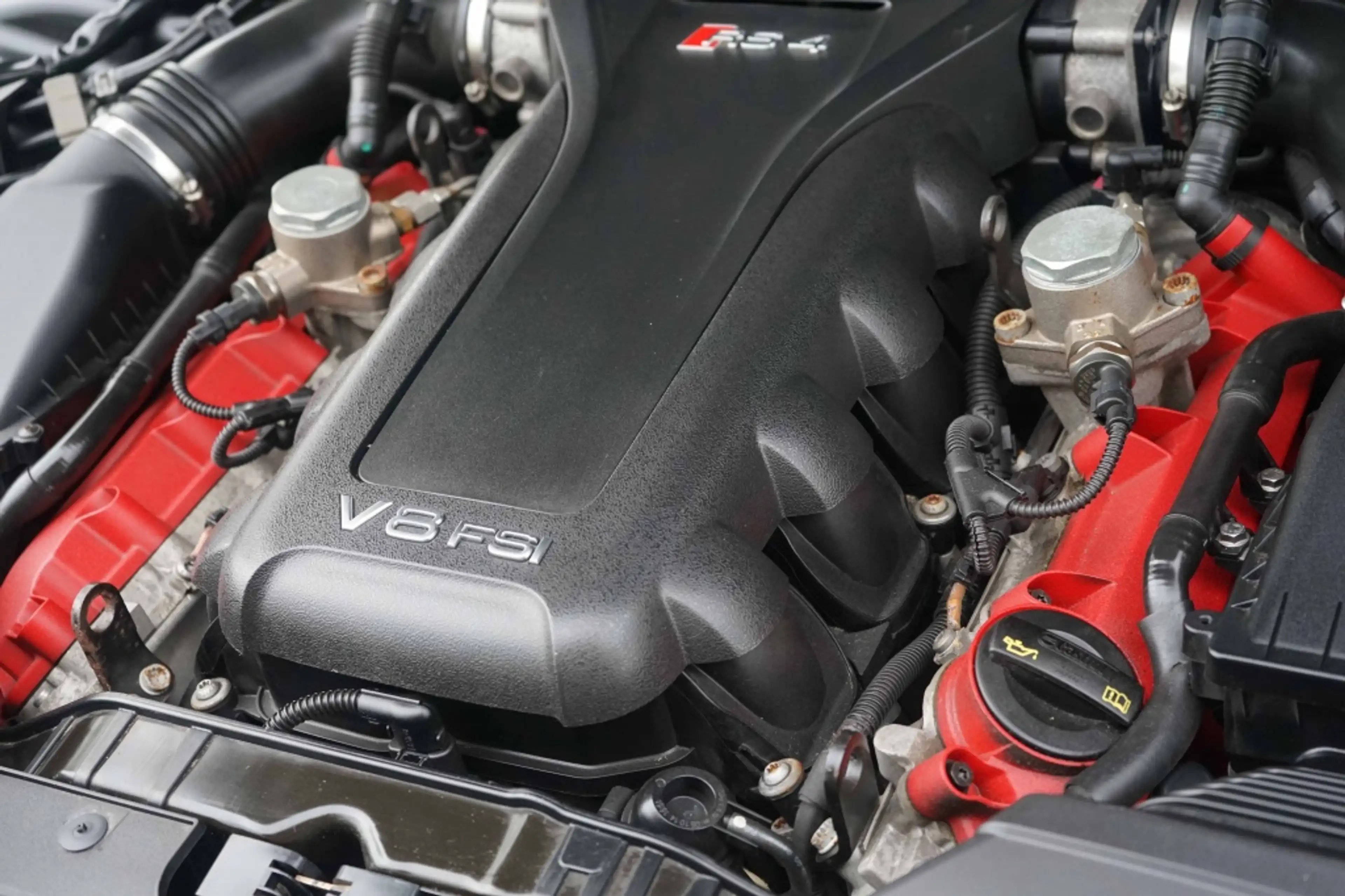 Audi RS4 Avant 4.2 FSI V8 Quattro Pano/B&O/Carbon/KW-V3/450 — photo 44