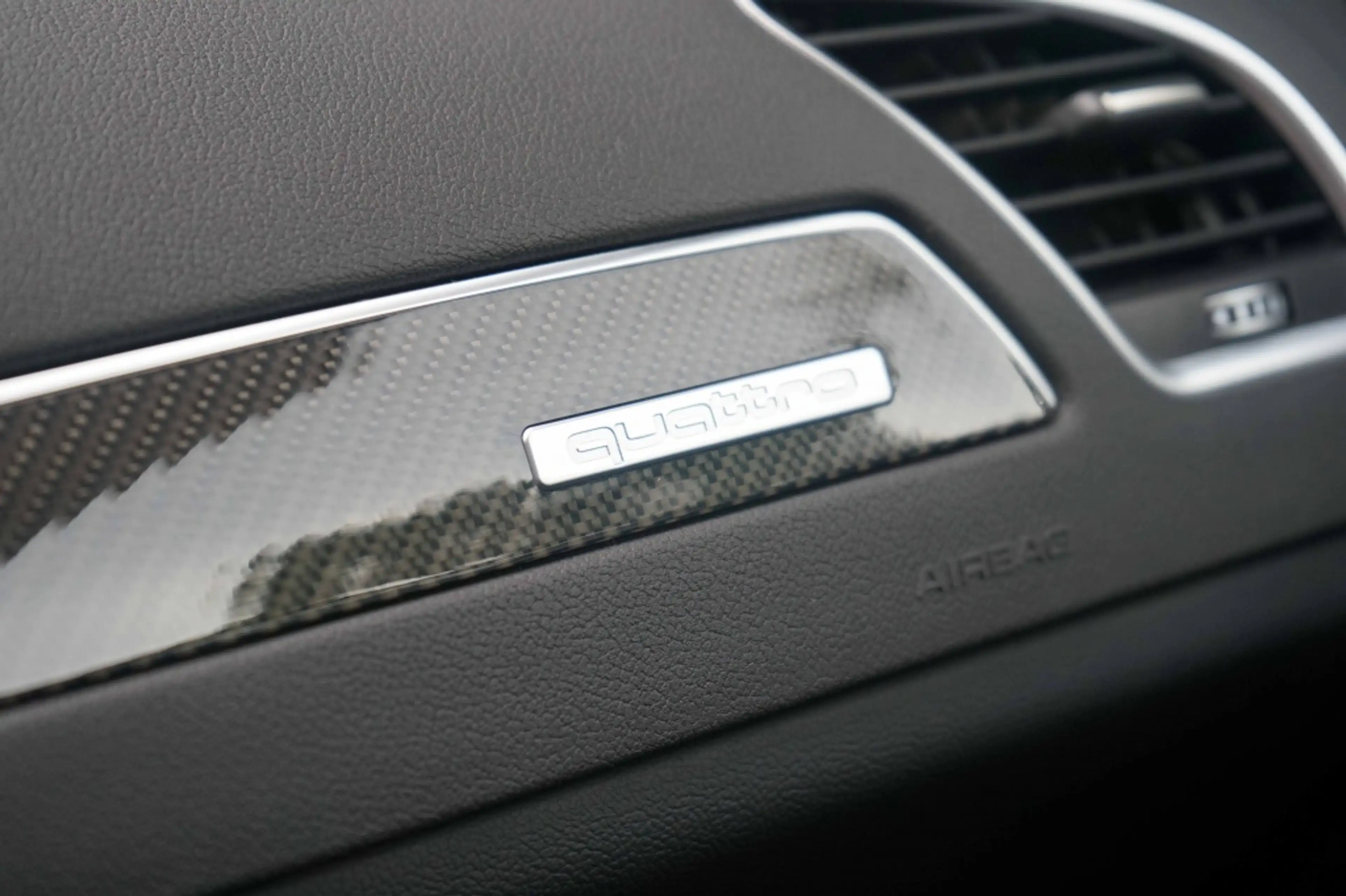 Audi RS4 Avant 4.2 FSI V8 Quattro Pano/B&O/Carbon/KW-V3/450 — photo 30