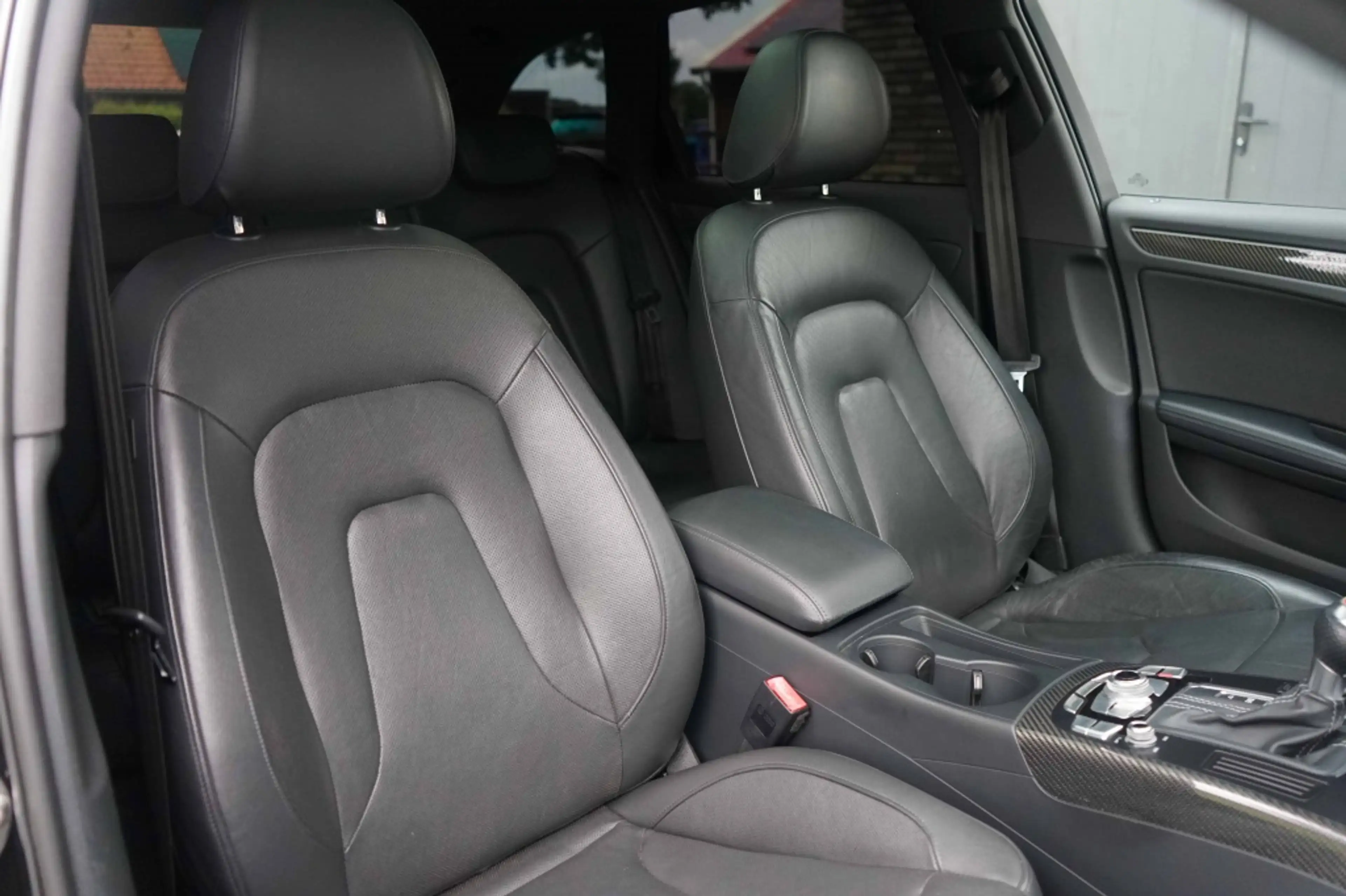 Audi RS4 Avant 4.2 FSI V8 Quattro Pano/B&O/Carbon/KW-V3/450 — photo 42