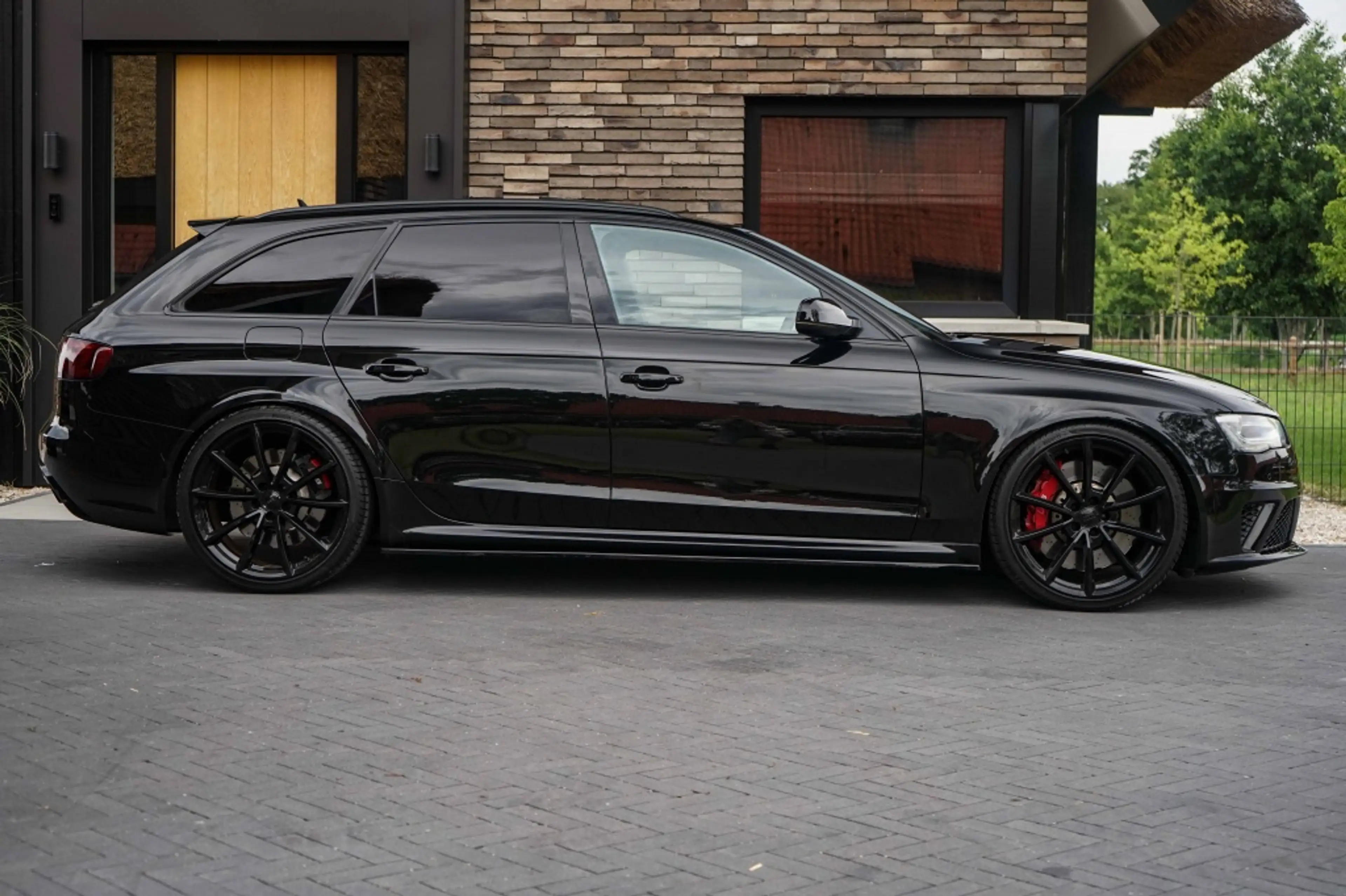 Audi RS4 Avant 4.2 FSI V8 Quattro Pano/B&O/Carbon/KW-V3/450 — photo 8