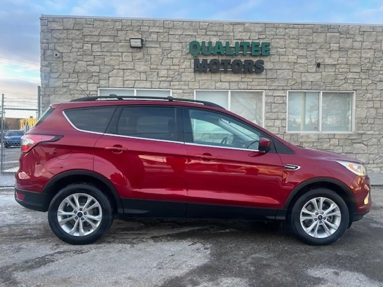 Ford Escape снимка Ford Escape