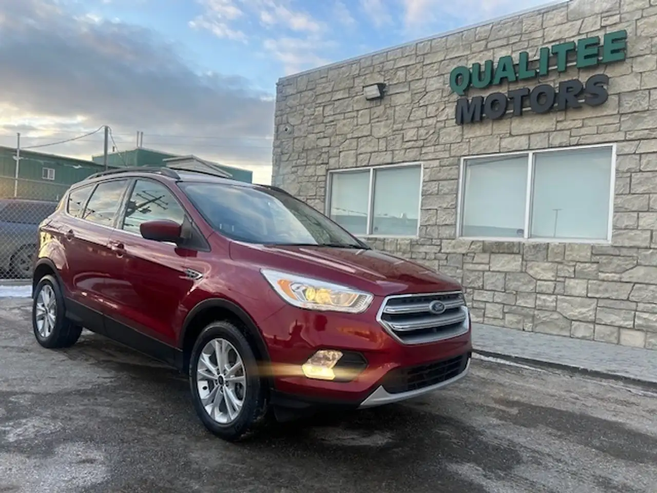Ford Escape снимка Ford Escape
