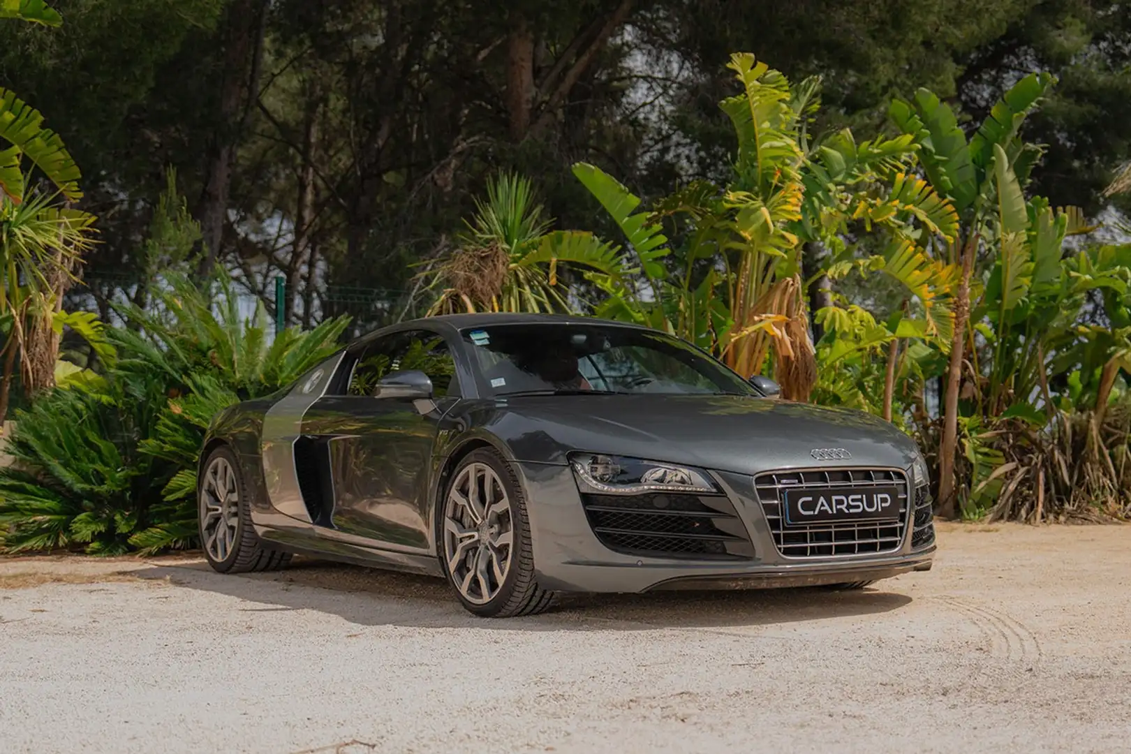 Audi R8 V10 5.2 FSI R-tronic Gris - 1