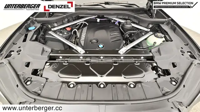 BMW X5 view 15