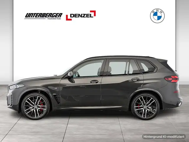 BMW X5 view 3