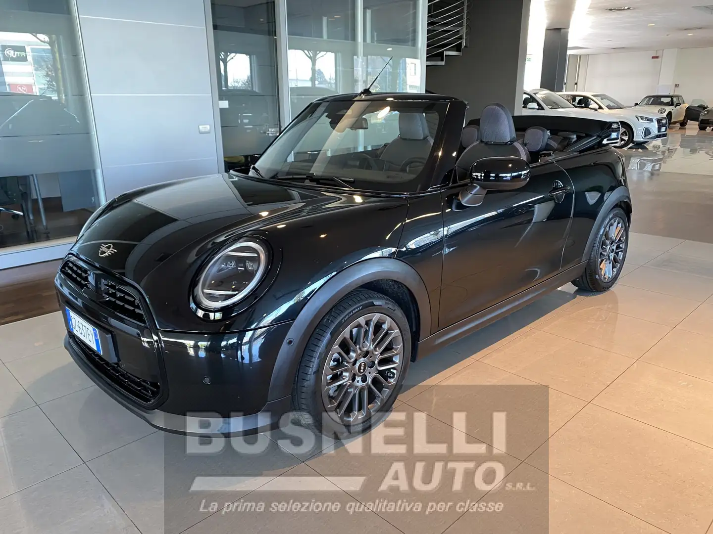 MINI Cooper Cabrio C CLASSIC PACCHETTO S, AUTOMATICA Noir - 1