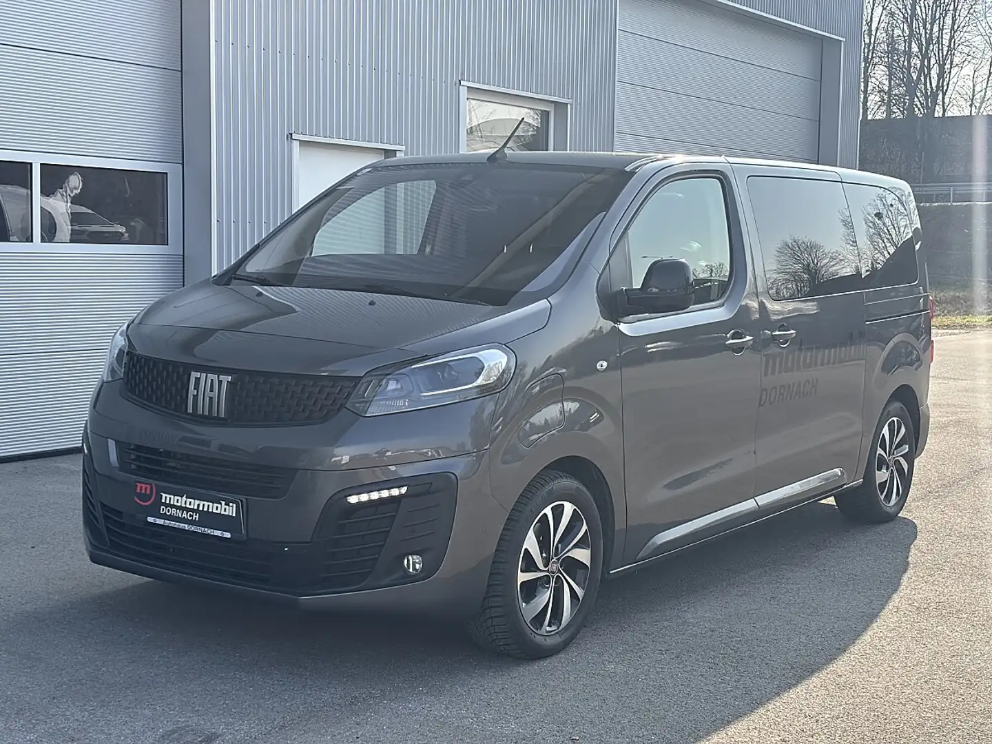 Fiat Ulysse Batterie 75kWh Lounge Grau - 1