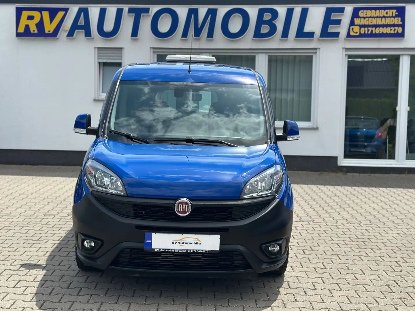 Fiat Doblo Maxi Kasten*NAVI*KAMERA*AHK* Bleu - 1