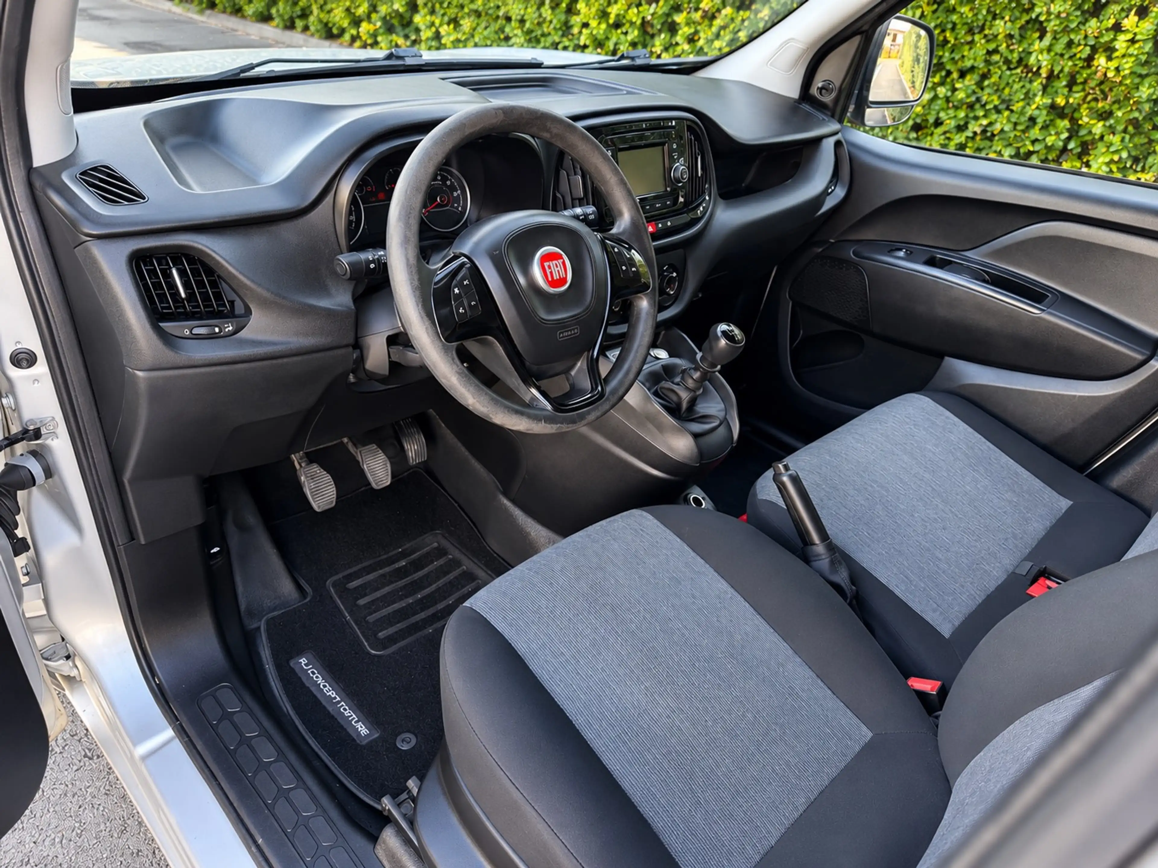 Fiat Doblo Maxi 1.6 Mtj professionnel 3/PLACE/ GALERIE DE TOIT/GARANTIE — photo 10
