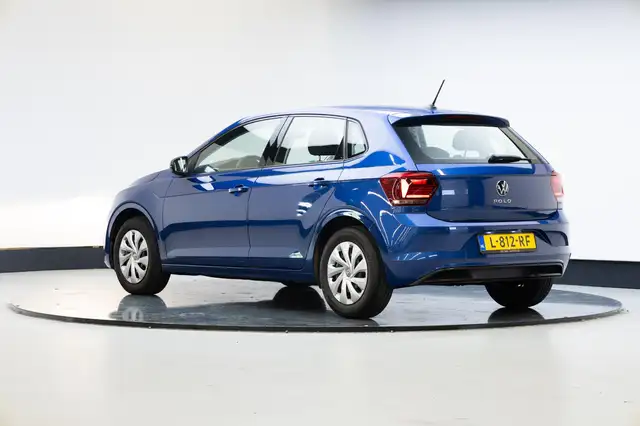 Volkswagen Polo view 2
