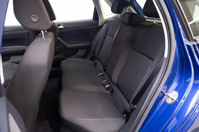 Volkswagen Polo view 6
