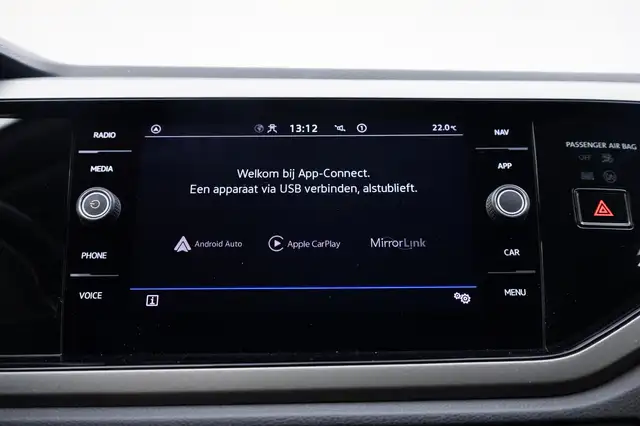 Volkswagen Polo view 10