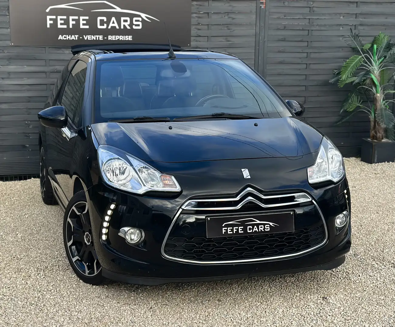 Citroen DS3 DS3 Cabrio 1.6 BlueHDi Be Chic S Schwarz - 2