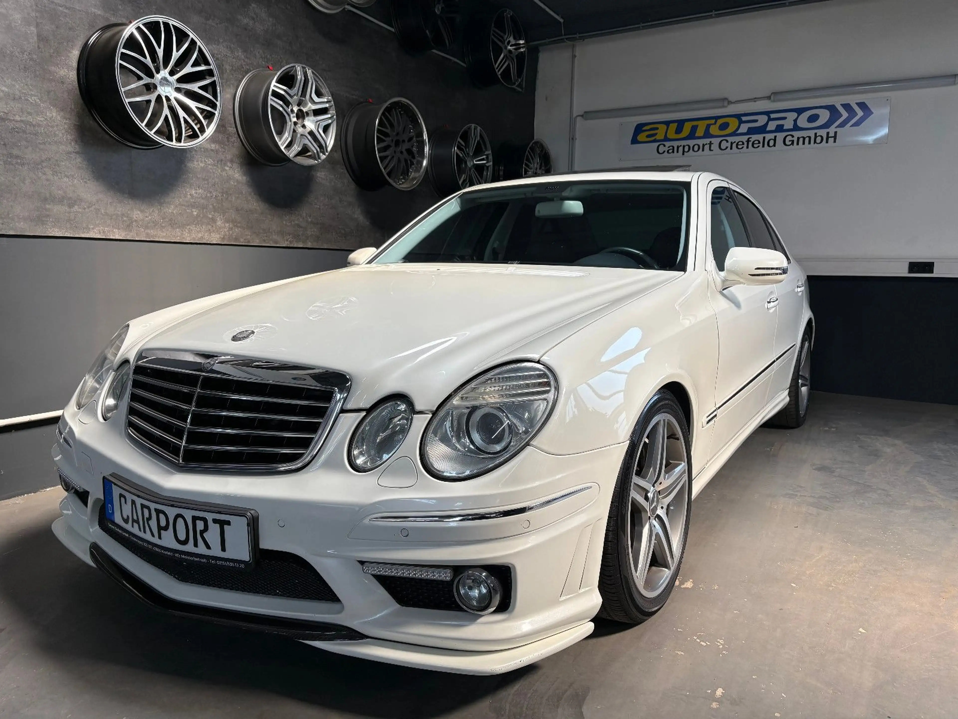 Mercedes-Benz E 63 AMG SCHIEBEDACH/XENON/ — photo 3