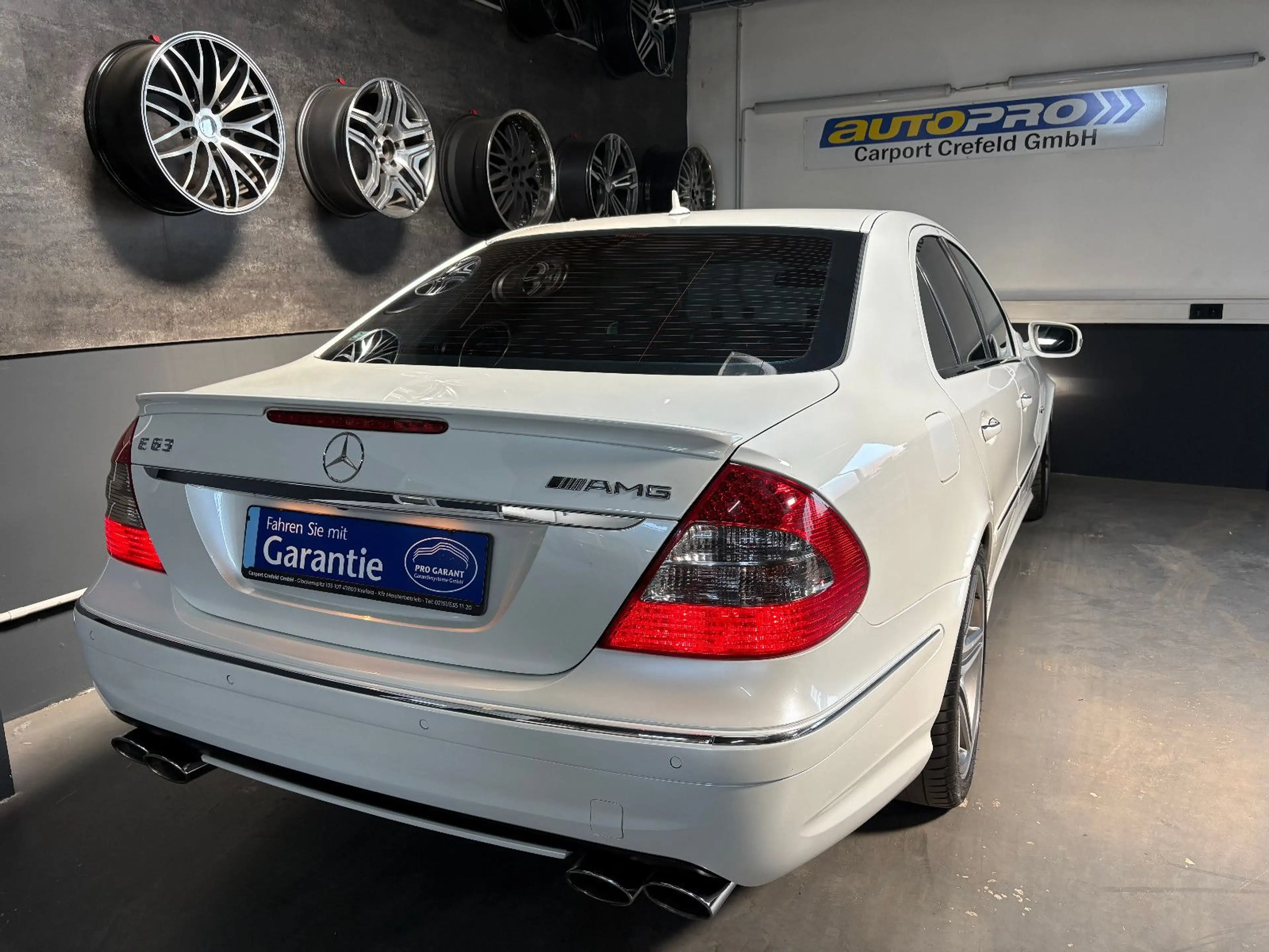 Mercedes-Benz E 63 AMG SCHIEBEDACH/XENON/ — photo 14