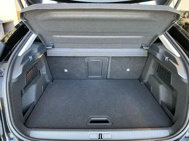 Citroen C4 view 9