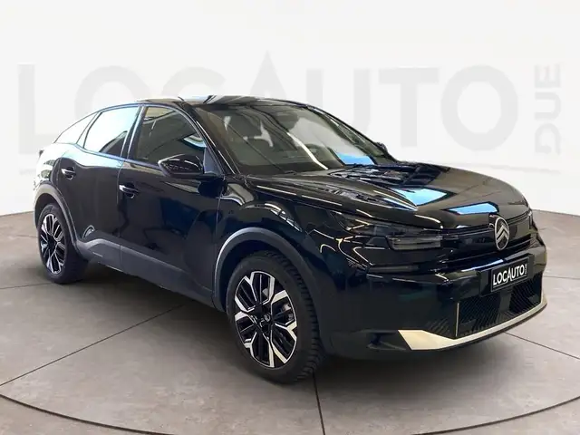 Citroen C4 view 3