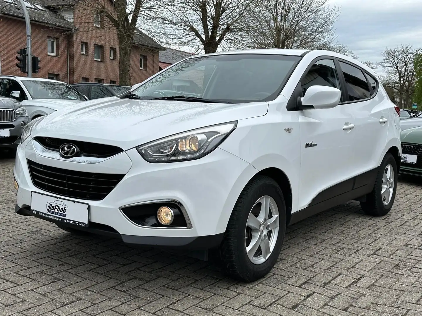 Hyundai iX35 blue Finale 2WD 2 .Hand Weiß - 2