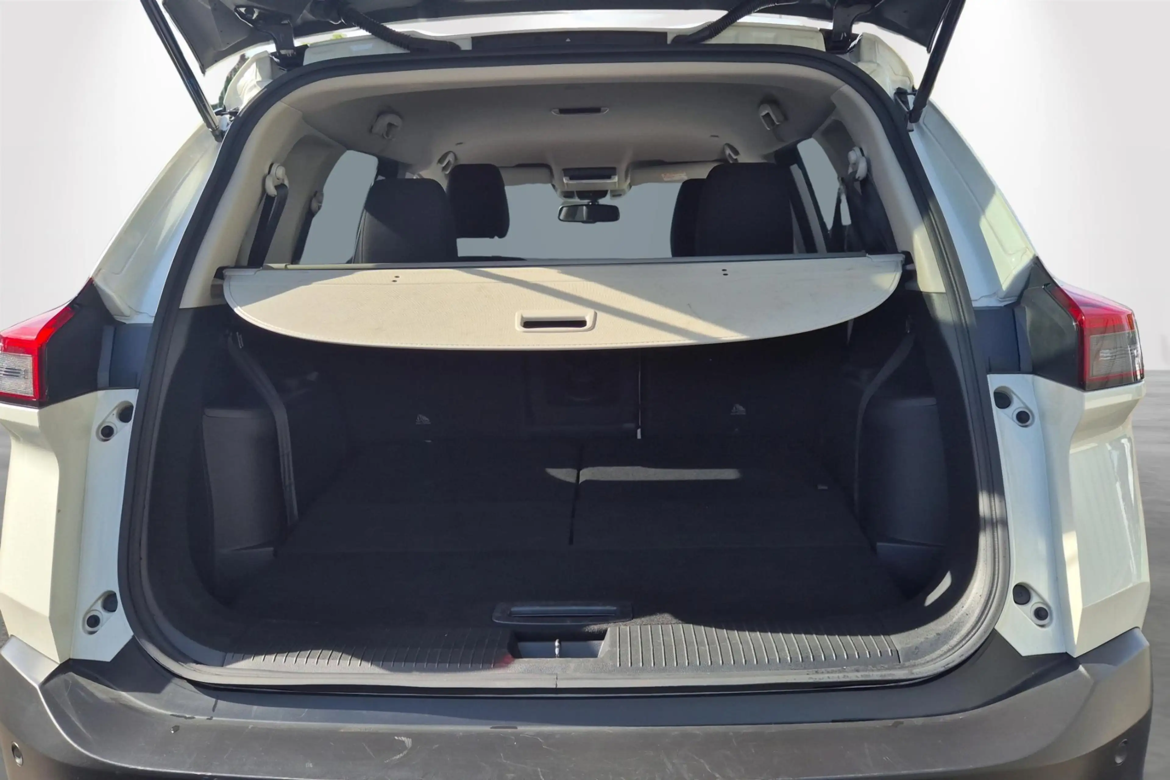 Nissan X-Trail Mild-Hybrid 163 X-Tronic N-Connecta 7 Zitplaatsen — photo 10