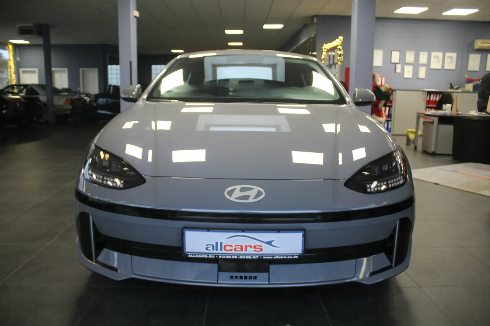 Hyundai IONIQ 6 53kWh Navi - LED - 1. Hand Azul - 2