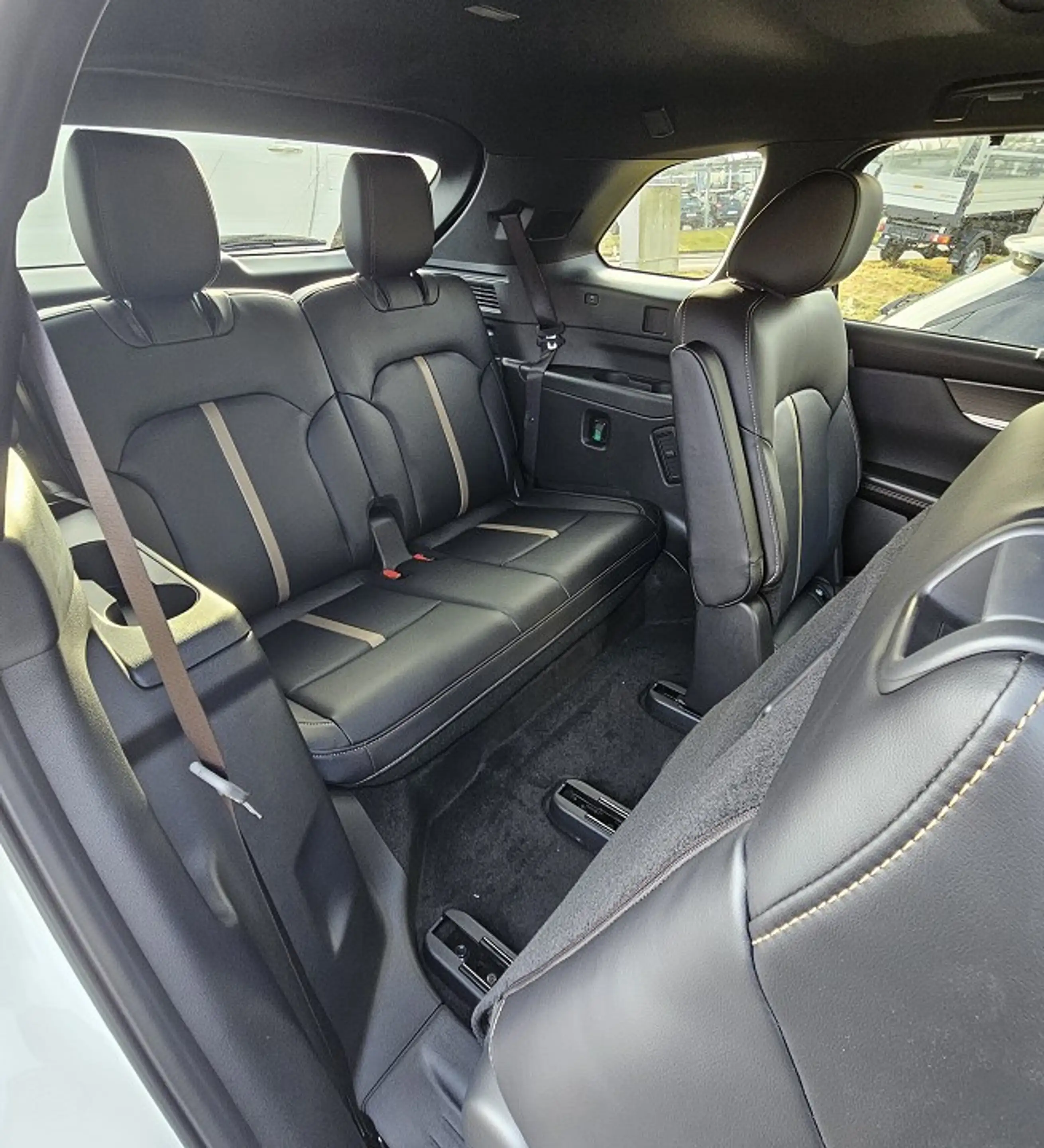Mazda CX-80 2.5 e-SKYACTIV PHEV Homura Plus 6-SITZER — photo 8