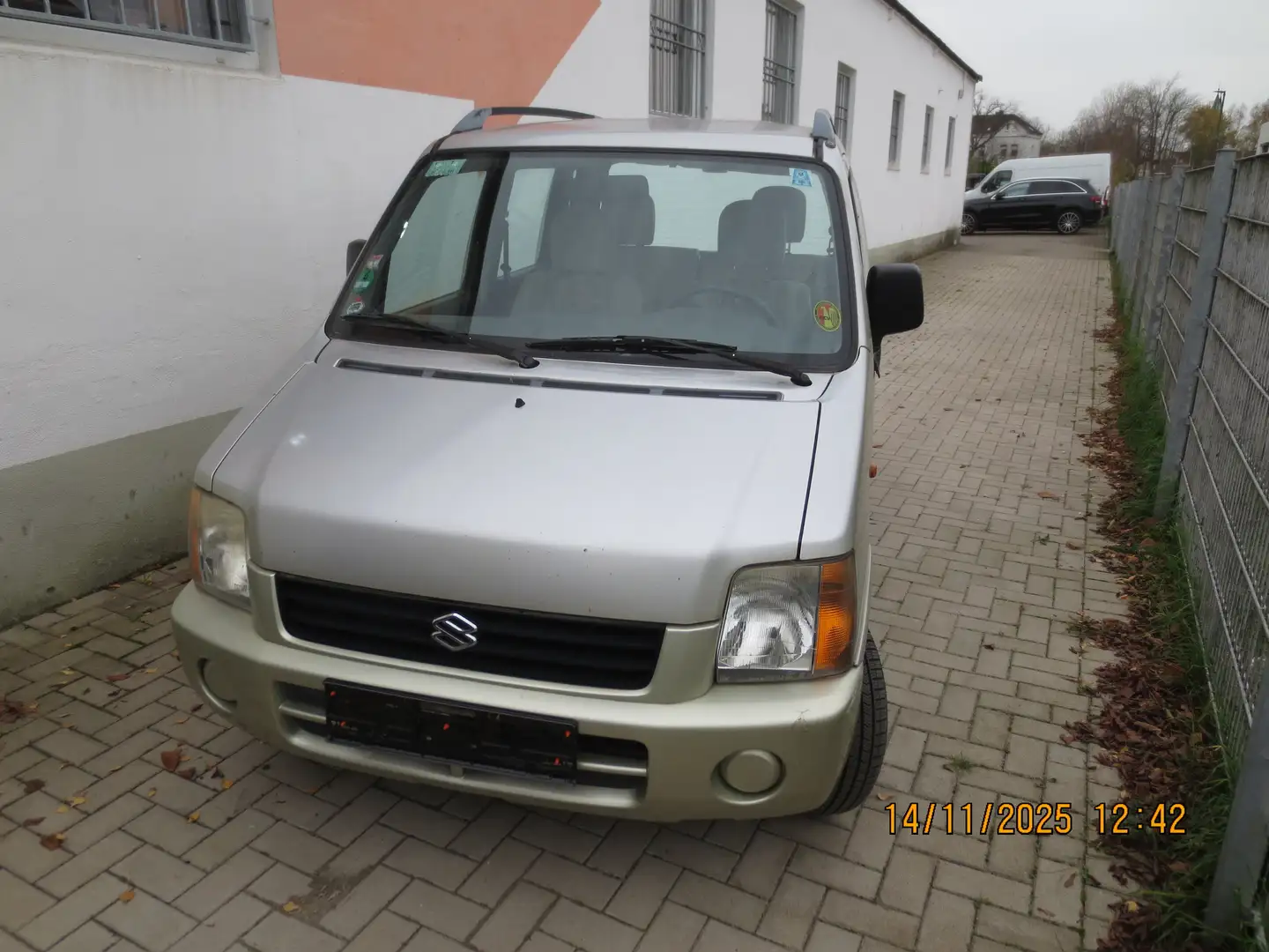 Suzuki Wagon R+ 1.2 GL Silber - 1