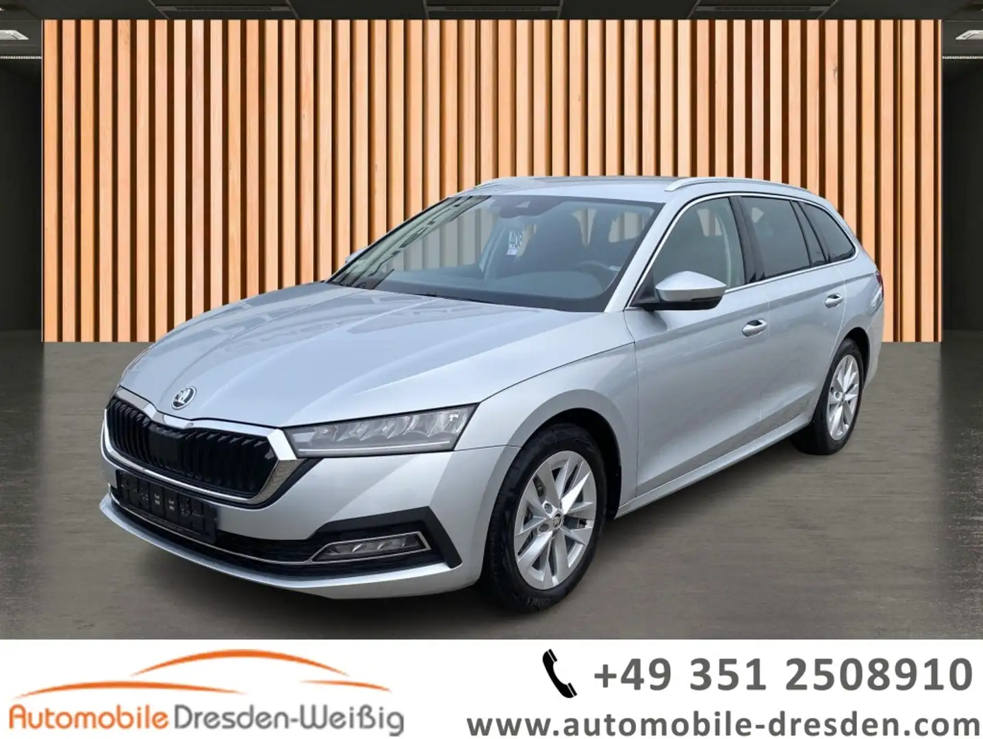Skoda Octavia Combi 1.5 TSI DSG Style*Navi*ACC*Kamera* Silber - 1