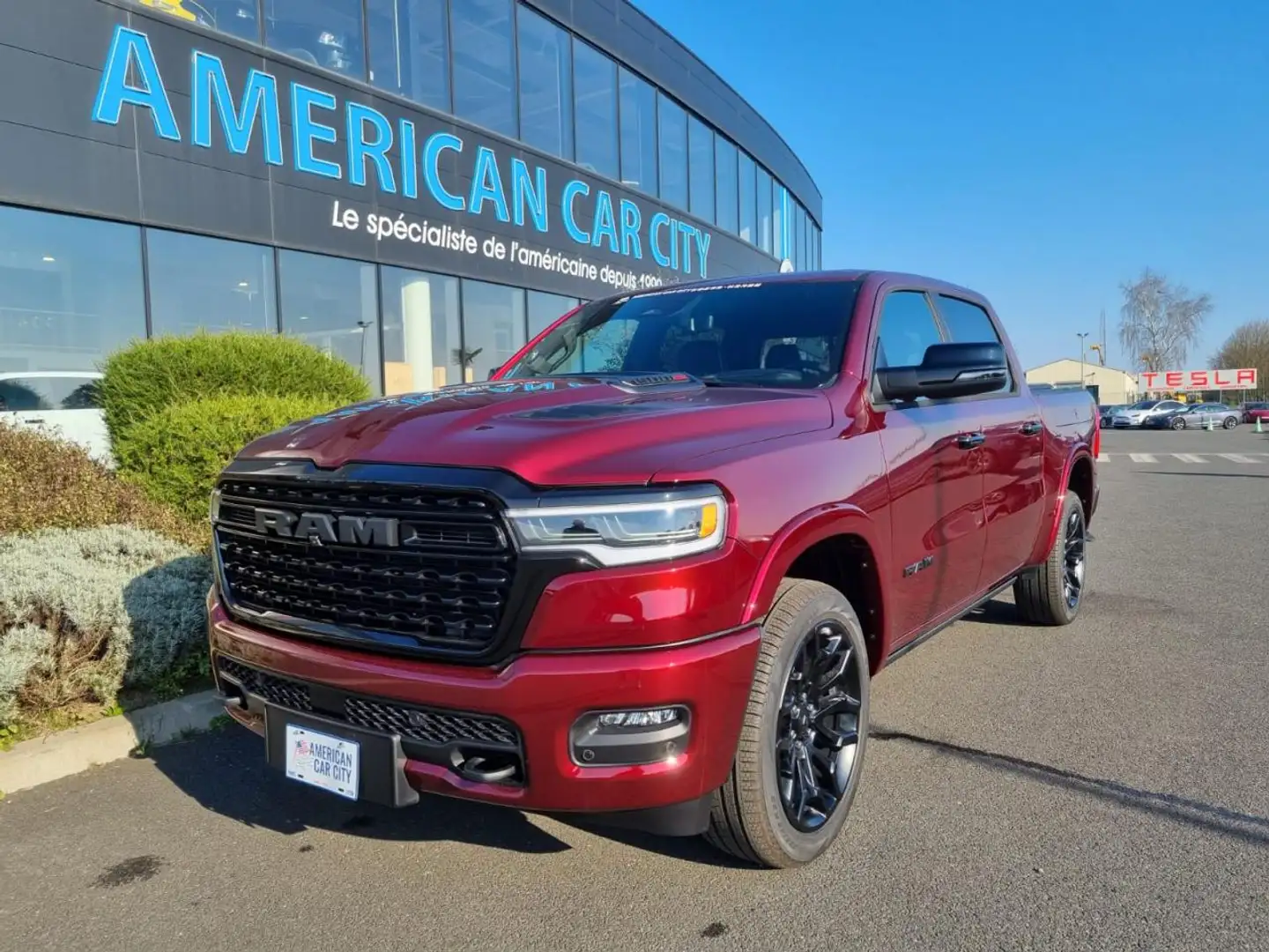 Dodge RAM 1500 CREW LIMITED NIGHT EDITION RAMBOX 2025 - 1