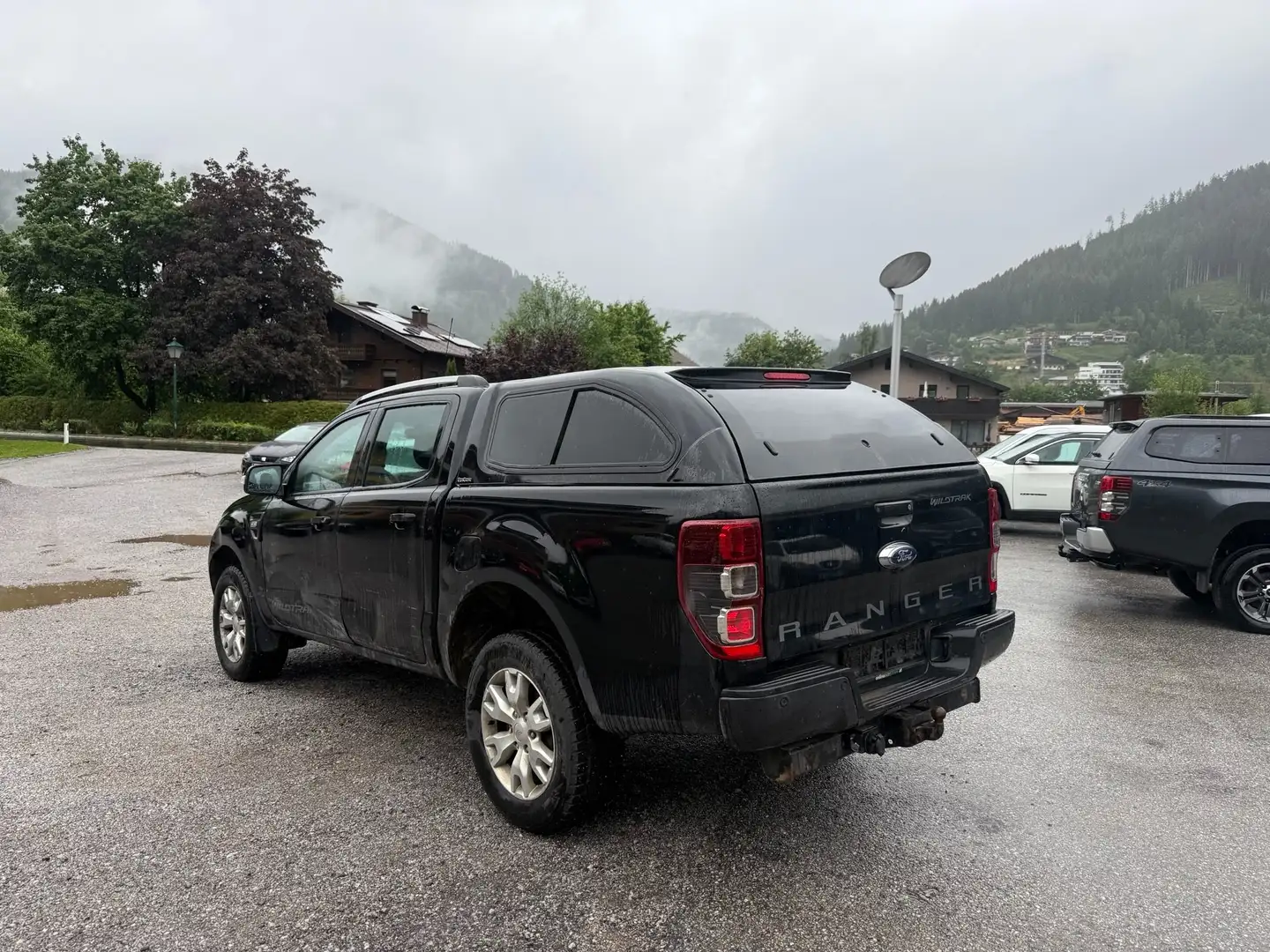 Ford Ranger Doppelkabine Wildtrak 4x4 3,2 TDCi Aut. Schwarz - 2