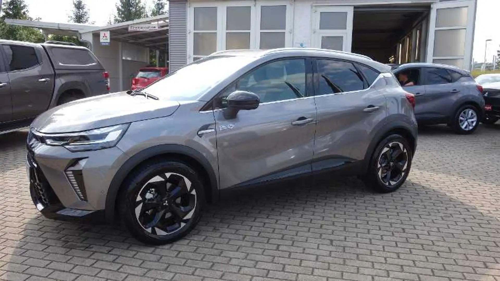 Mitsubishi ASX EDITION 1.8 Hybrid Grau - 2