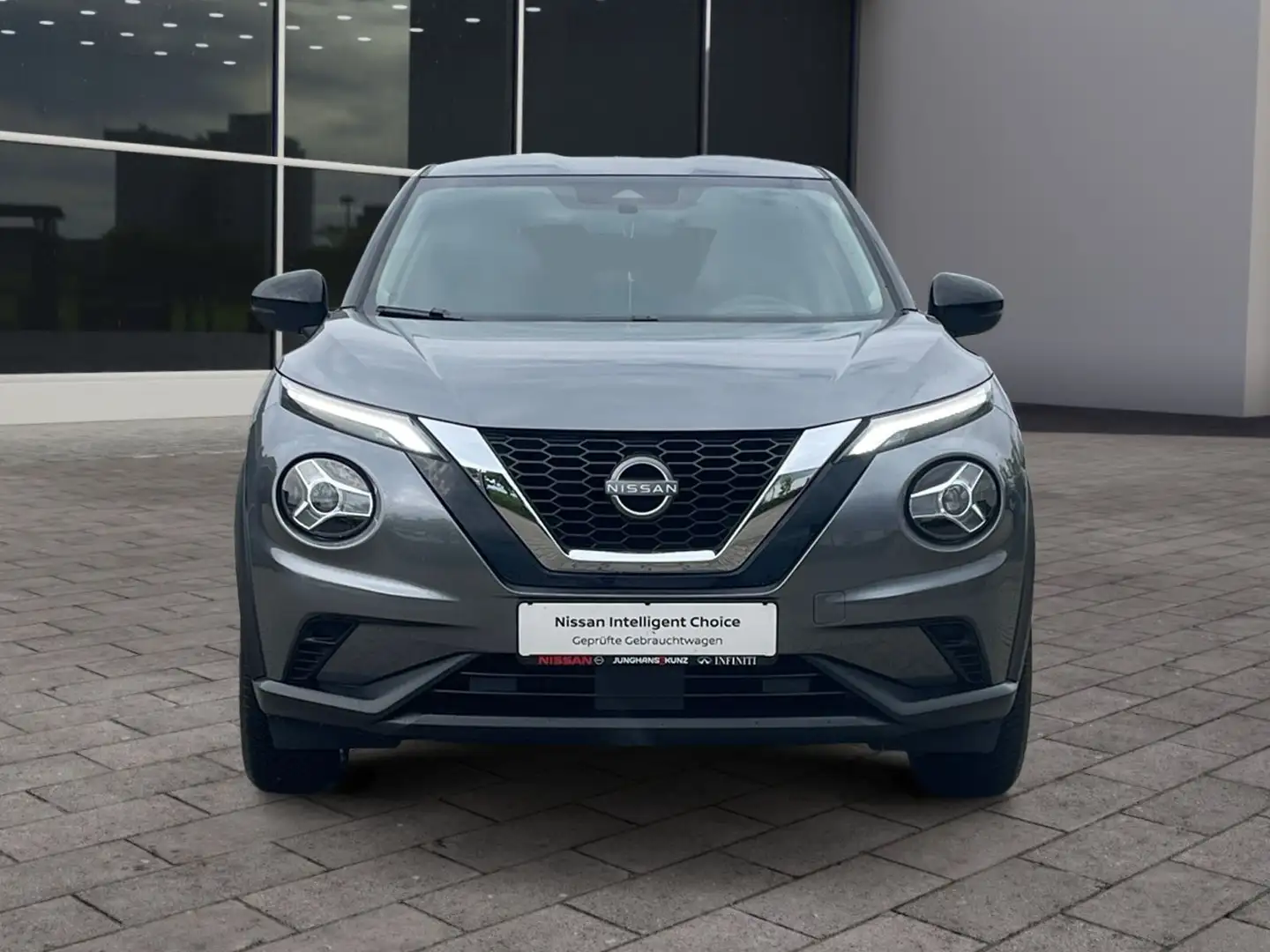 Nissan Juke 1.0 DIG-T 6MT Klima DAB Bluetooth Grau - 2