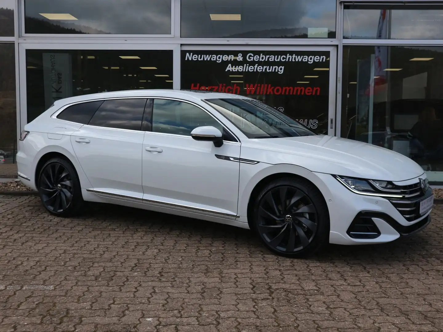 Volkswagen Arteon R-Line 2.0 TDI DSG 4M AHK Weiß - 2