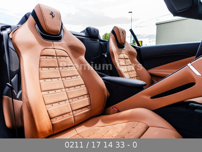 Ferrari Roma Spider / Beifahrerdisplay / Daytona Sitze — photo 15