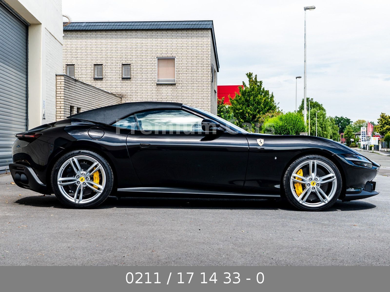 Ferrari Roma Spider / Beifahrerdisplay / Daytona Sitze — photo 4