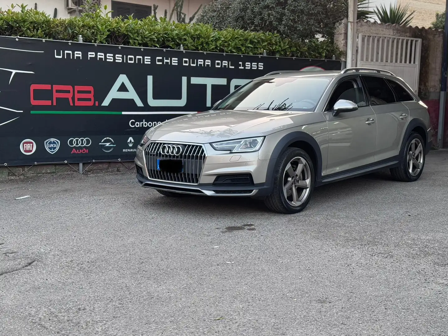 Audi A4 allroad ALLROAD 2.0 190CV S TRONIC Plateado - 1