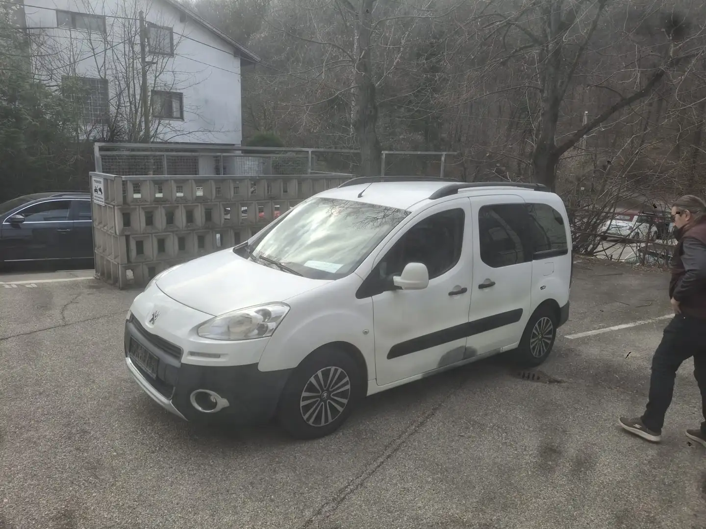 Peugeot Partner 1.6 hdi Automatik - 2