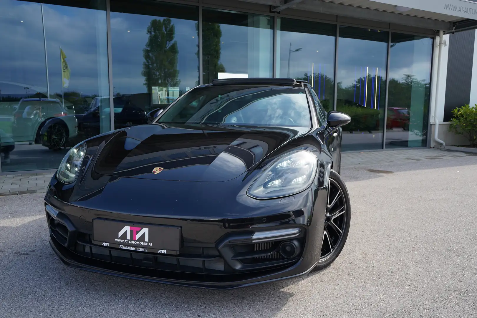 Porsche Panamera 4 E-Hybrid | Soft-Close | P-Dach | Nero - 1