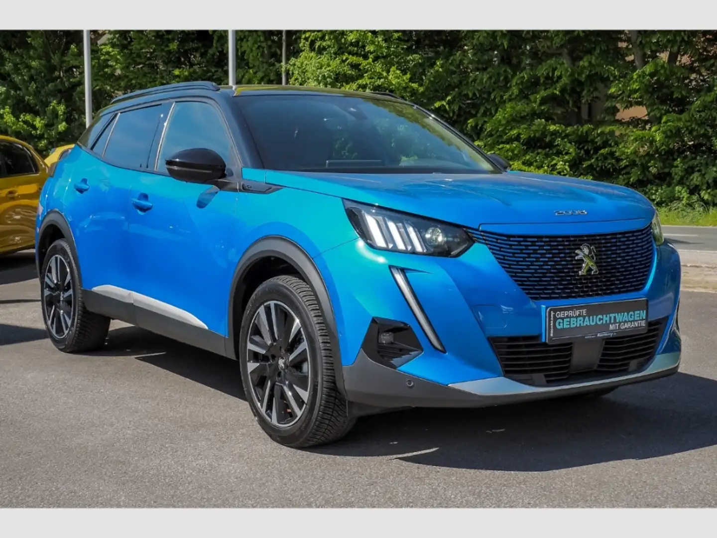 Peugeot 2008 GT NAVI SHZ Voll-LED RückKam Klimaauto Blau - 2