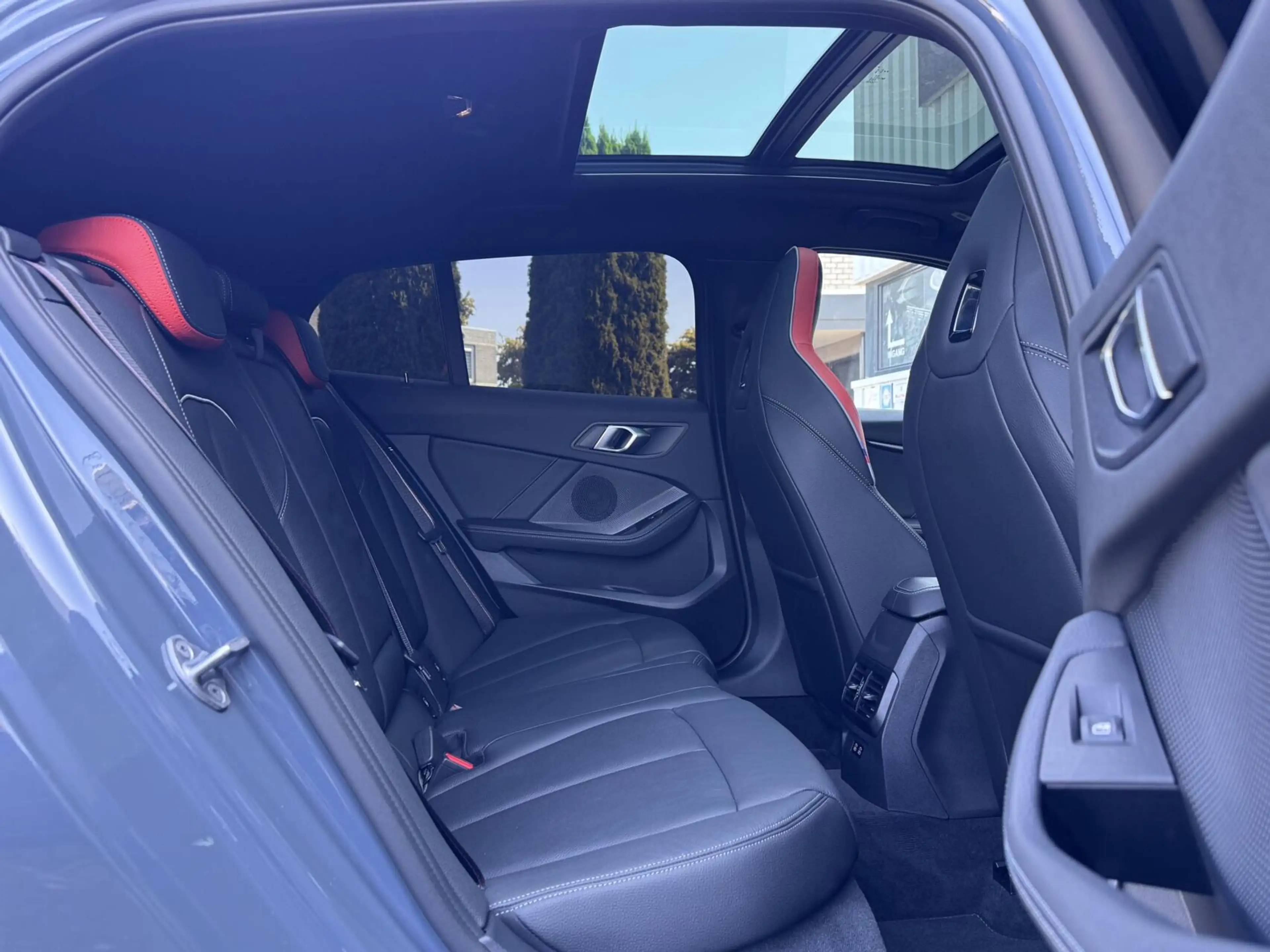 BMW 135 1-serie M135i xDrive Edition Colorvision M Sport P — photo 26